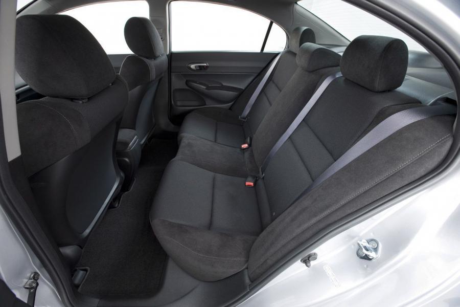  Honda Civic 2009 года  (фото 9 из 18)